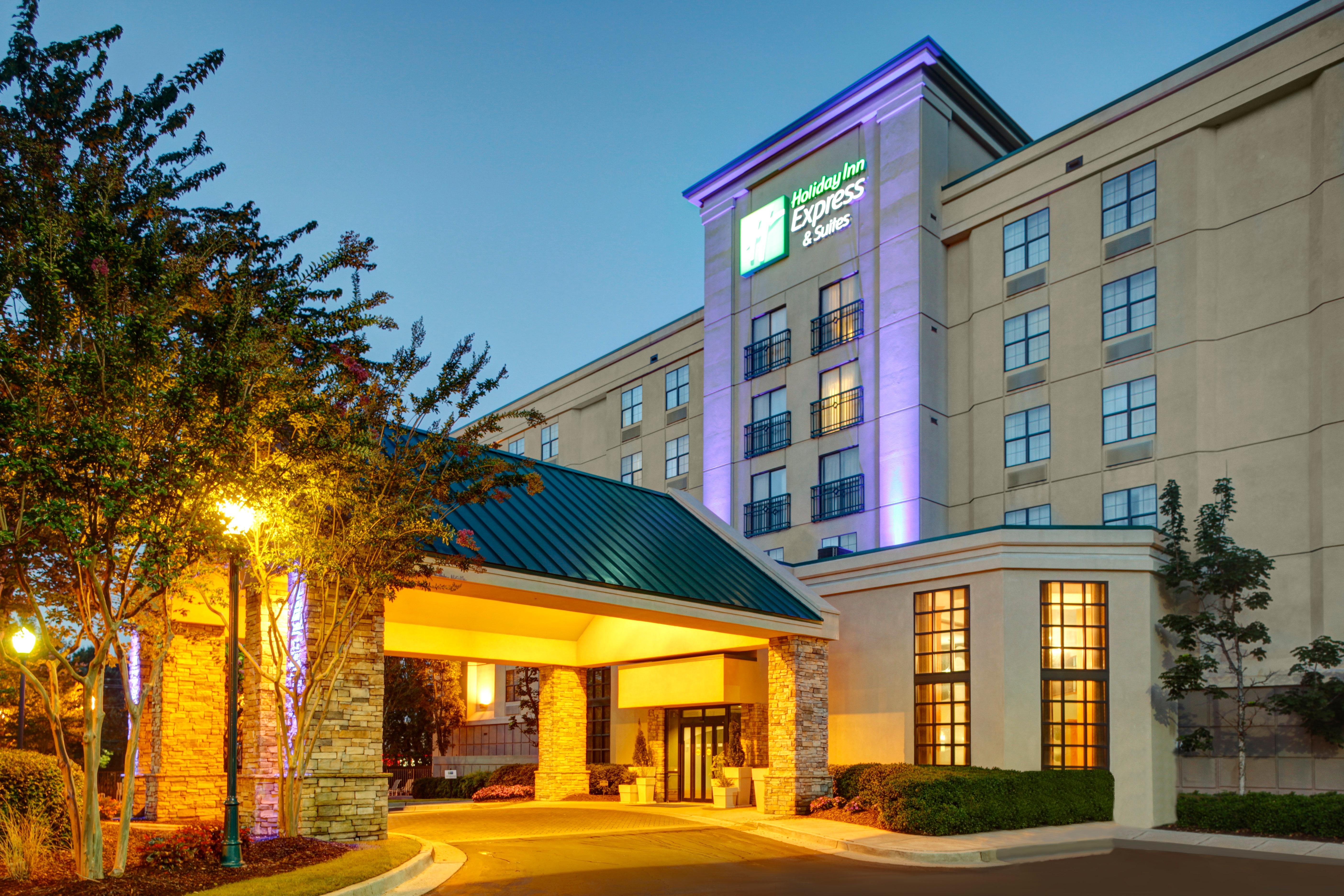 Holiday Inn Express Hotel & Suites Atlanta Buckhead By Ihg Esterno foto