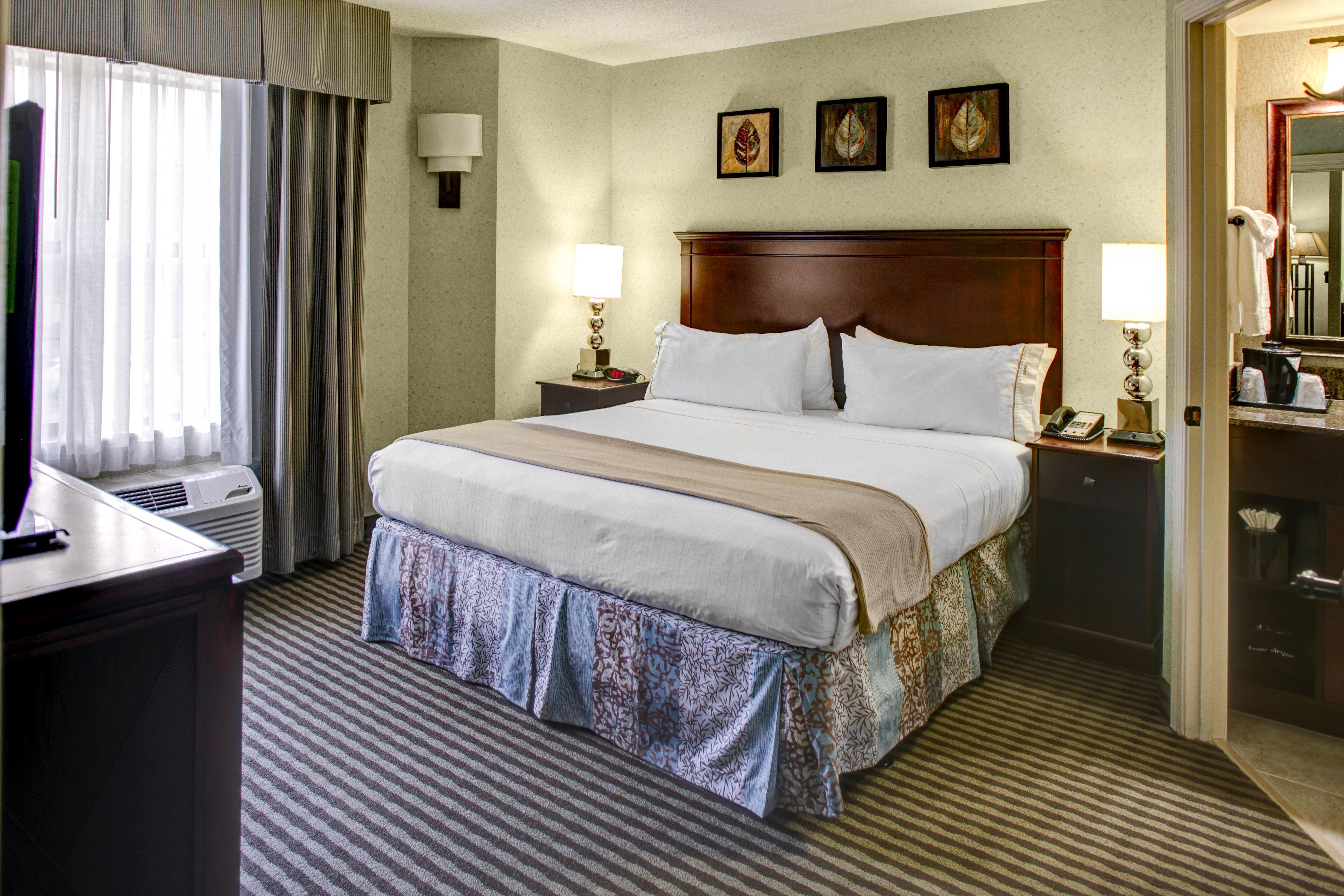 Holiday Inn Express Hotel & Suites Atlanta Buckhead By Ihg Esterno foto