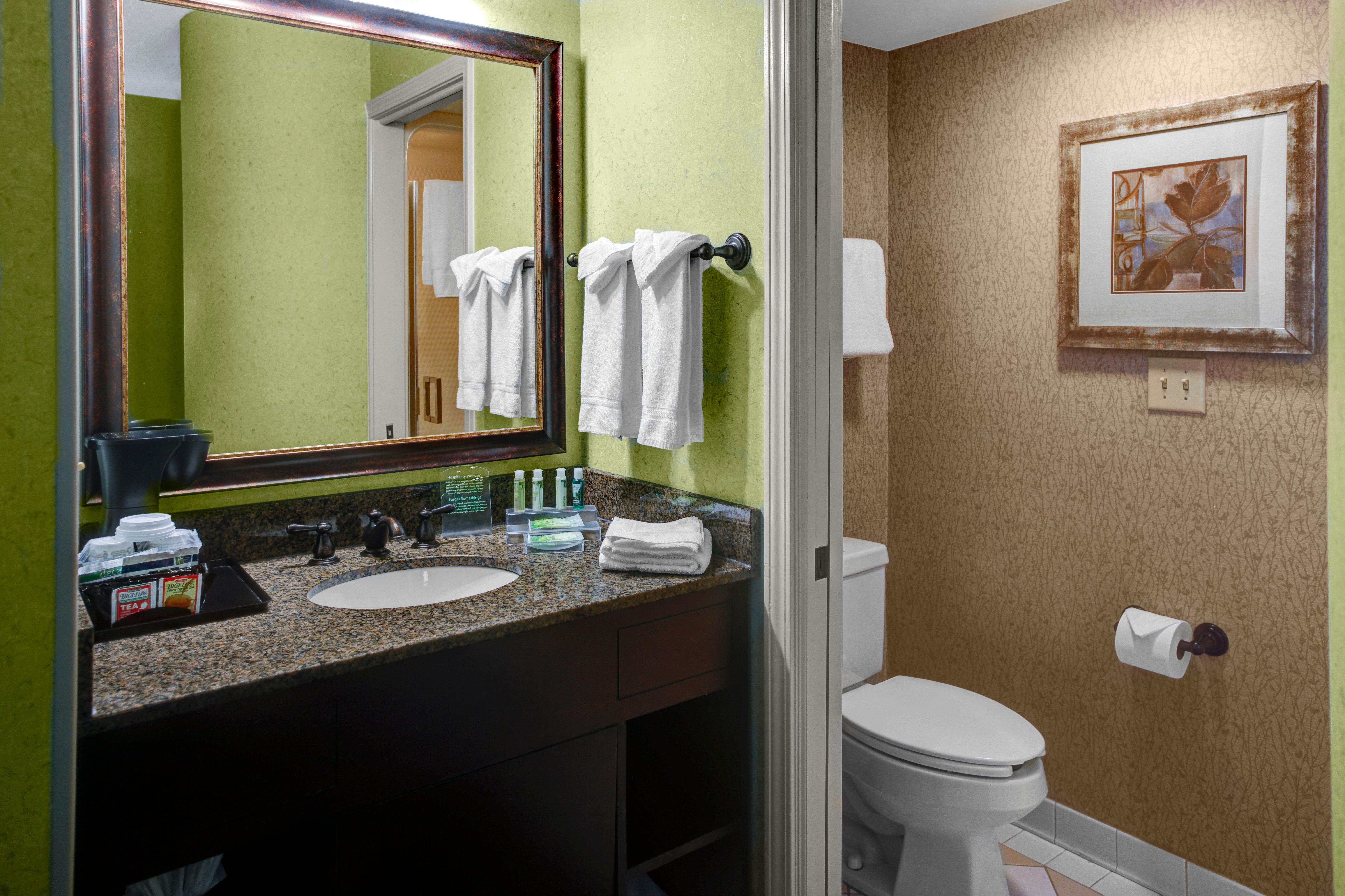 Holiday Inn Express Hotel & Suites Atlanta Buckhead By Ihg Esterno foto