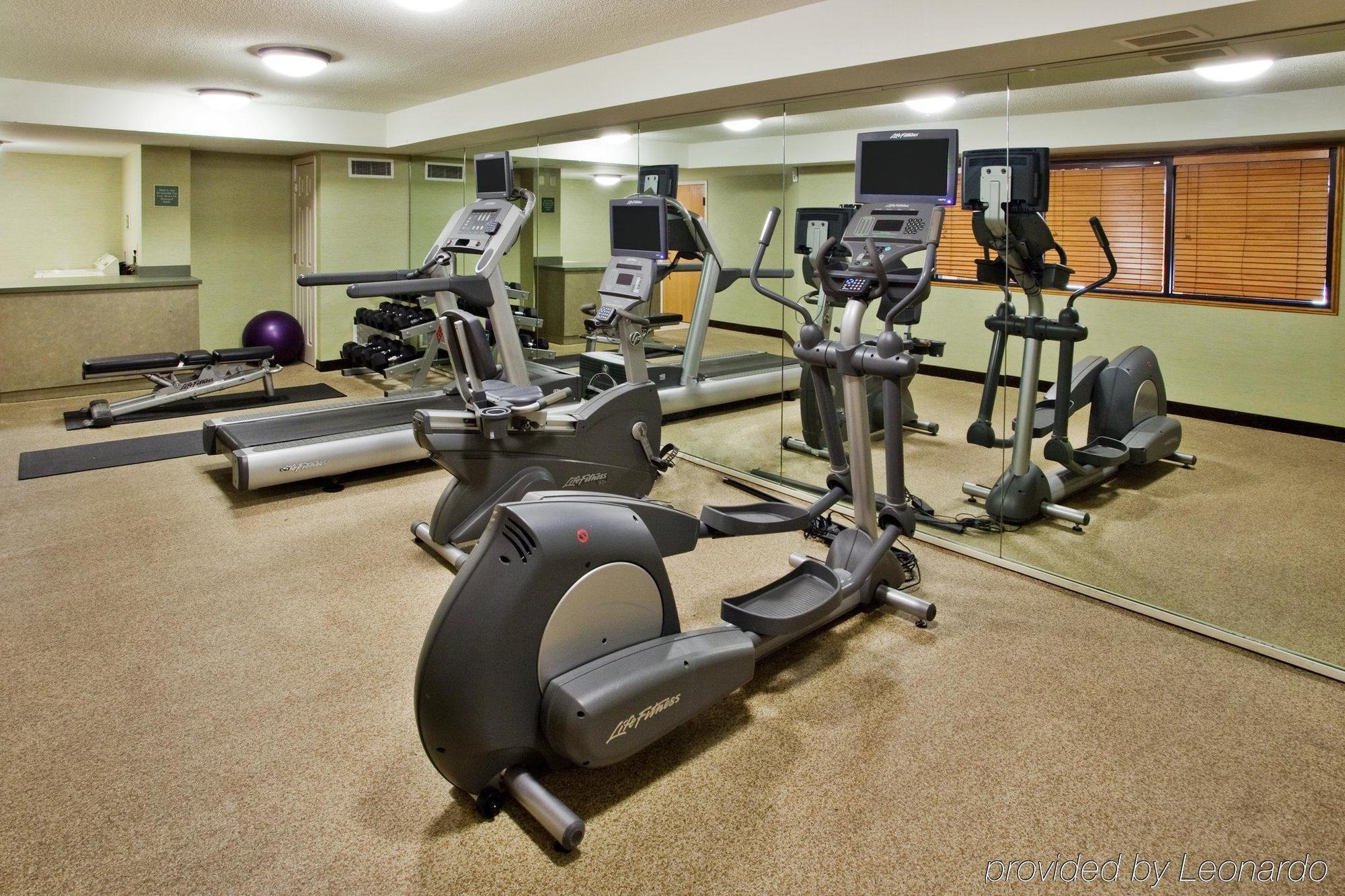 Holiday Inn Express Hotel & Suites Atlanta Buckhead By Ihg Esterno foto